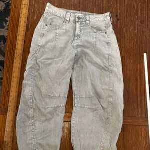 BDG Elise Barrel Leg Pant Size 2 worn twice